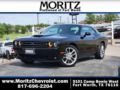 Used 2022 Dodge Challenger GT image 1