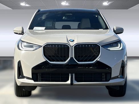Used 2026 BMW X3 xDrive30 w/ M Sport Package image 6