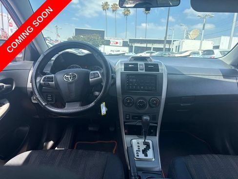 Used 2013 Toyota Corolla S Special Edition FWD image 12