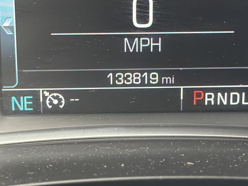 Used 2018 Chevrolet Traverse LT FWD image 20
