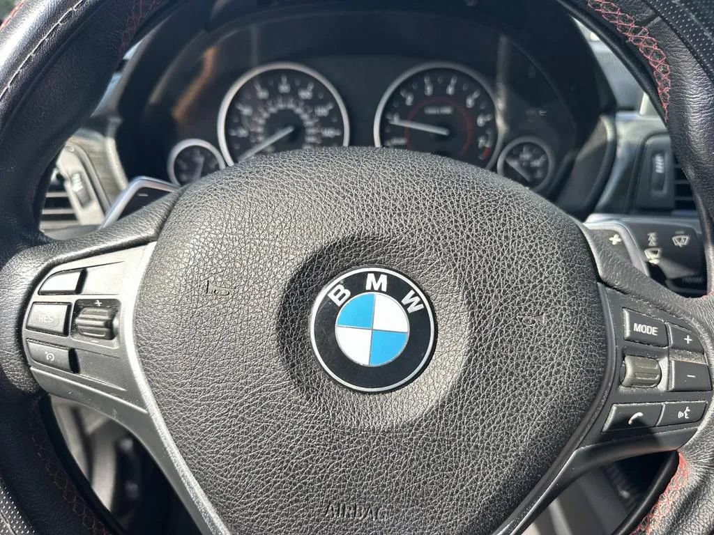Used 2015 BMW 328i Sedan RWD image 23