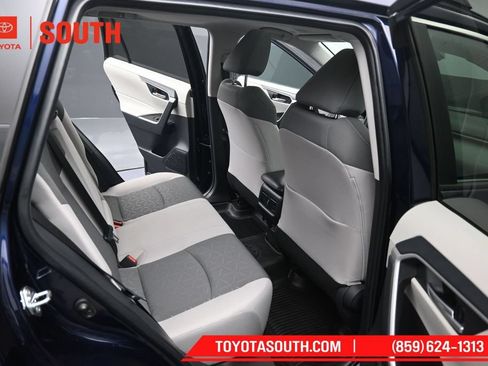Used 2025 Toyota RAV4 XLE w/ Convenience Package AWD/4WD image 32