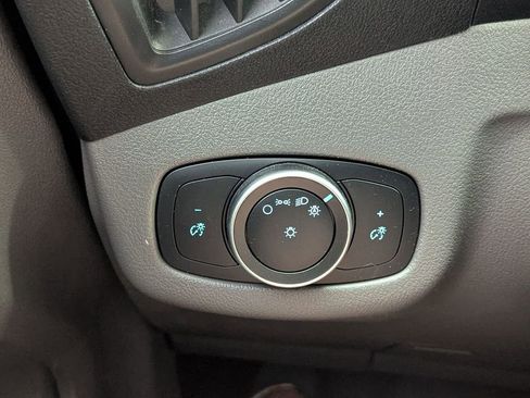 Used 2020 Ford Transit Connect XL image 26