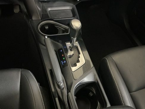 Used 2017 Toyota RAV4 Limited image 12