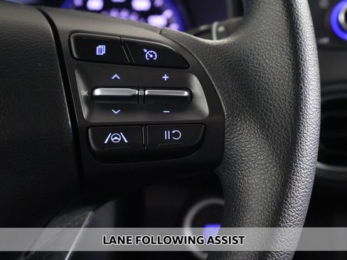 Used 2023 Hyundai Kona SEL image 3