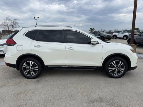 Used 2017 Nissan Rogue SL w/ SL Premium Package image 7