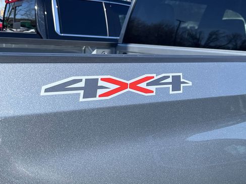 Used 2024 Chevrolet Silverado 1500 LT image 5