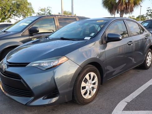Used 2017 Toyota Corolla L FWD image 4