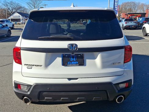 Used 2022 Honda Passport EX-L image 5