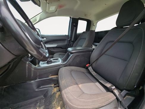 Used 2022 Chevrolet Colorado LT w/ Fleet Safety Package RWD image 9