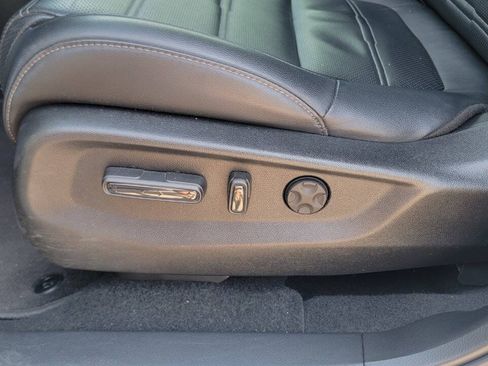 Used 2021 Honda CR-V EX-L image 17