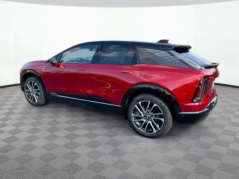 New 2026 Cadillac Optiq Sport 1 w/ LPO, Floor Liner Package AWD/4WD image 4