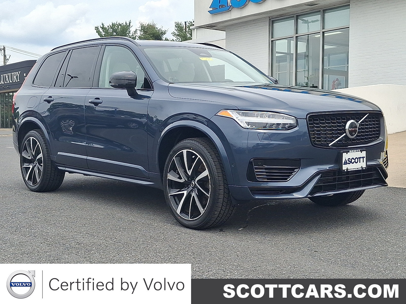 Certified 2023 Volvo XC90 T8 Ultimate w/ Protection Package Premier AWD/4WD image 1