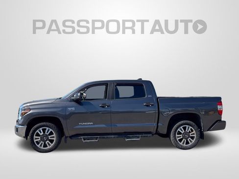 Used 2020 Toyota Tundra SR5 w/ SR5 Convenience Package AWD/4WD image 2