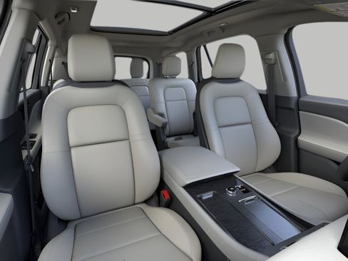 New 2026 Lincoln Aviator AWD image 10