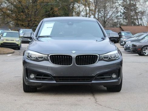 Used 2017 BMW 340i Gran Turismo xDrive image 2