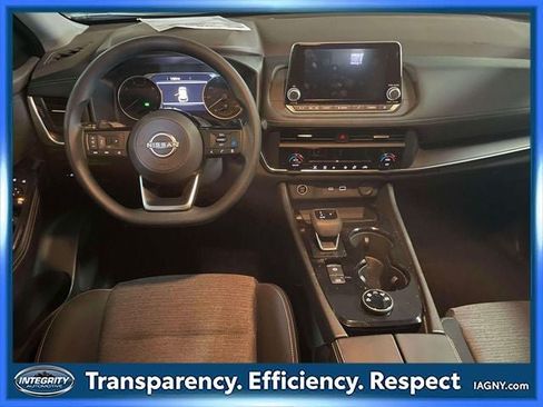 Certified 2023 Nissan Rogue SV AWD/4WD image 13