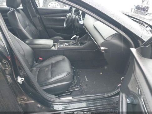 Used 2020 MAZDA MAZDA3 Sedan w/ Premium Package FWD image 5