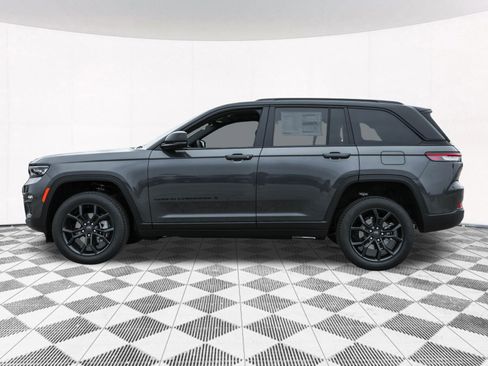 New 2025 Jeep Grand Cherokee Limited image 20