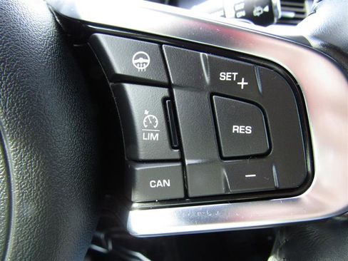 Used 2020 Jaguar E-PACE image 16