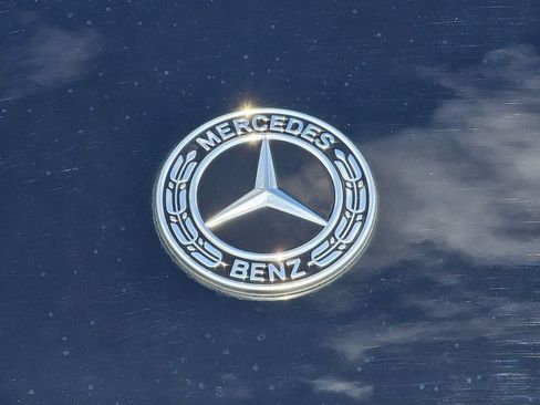 Used 2024 Mercedes-Benz E 350 4MATIC Sedan image 10