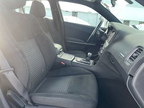 Used 2023 Dodge Charger SXT RWD image 29