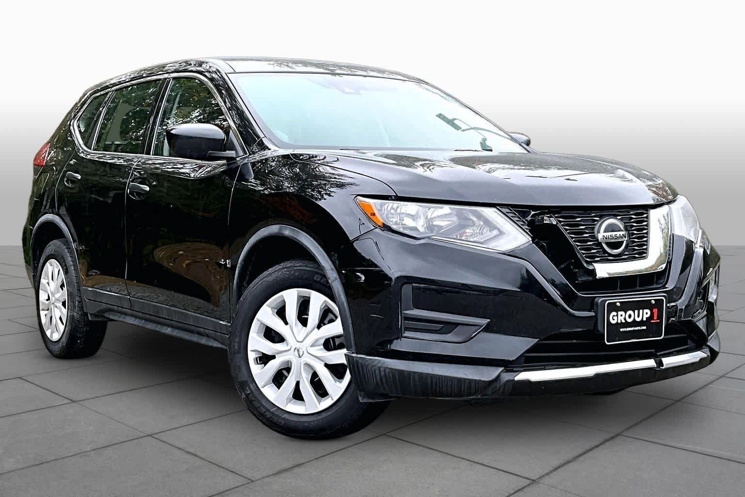 Used 2019 Nissan Rogue S AWD/4WD image 3