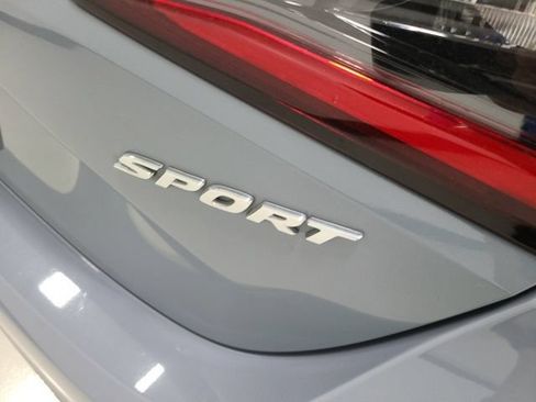 Used 2024 Honda Civic Sport image 8