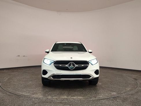 Used 2025 Mercedes-Benz GLC 300 image 6