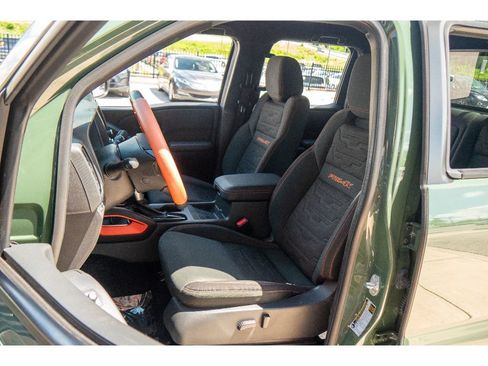Used 2023 Nissan Frontier PRO-4X w/ Pro Convenience Package AWD/4WD image 11