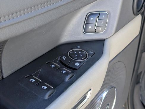 Used 2019 Ford Expedition Limited w/ Equipment Group 301A image 15