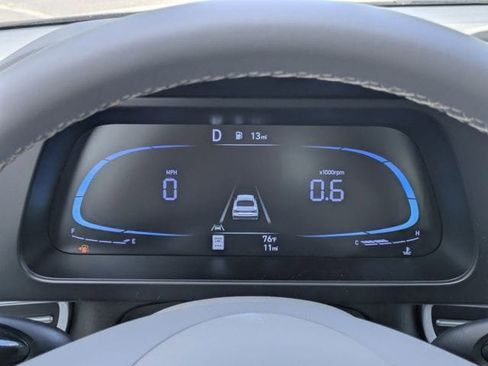 New 2026 Hyundai Elantra SEL Sport FWD image 26