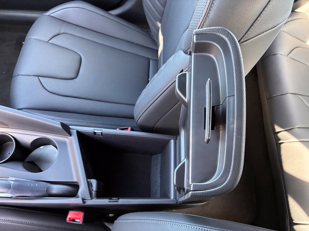 New 2026 Hyundai Elantra SEL Sport FWD image 35