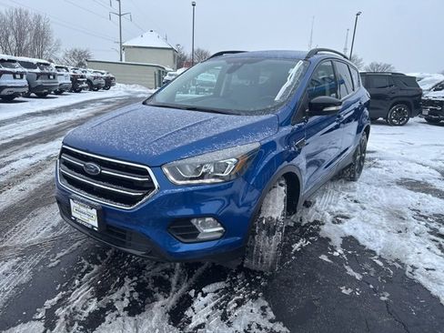 Used 2017 Ford Escape Titanium image 7