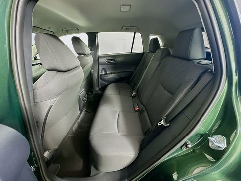 Used 2026 Toyota Corolla Cross LE image 24