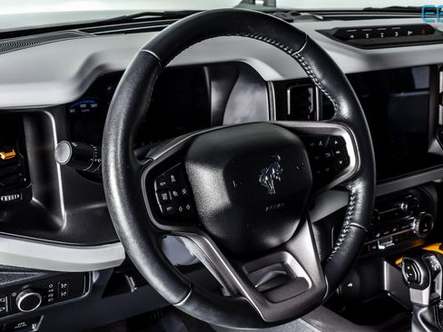 Used 2022 Ford Bronco Badlands image 20