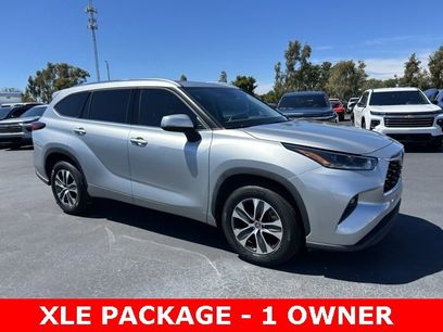 Used 2021 Toyota Highlander XLE