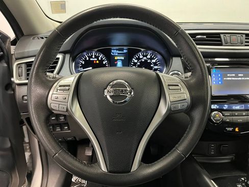 Used 2015 Nissan Rogue SL w/ SL Premium Package AWD/4WD image 6