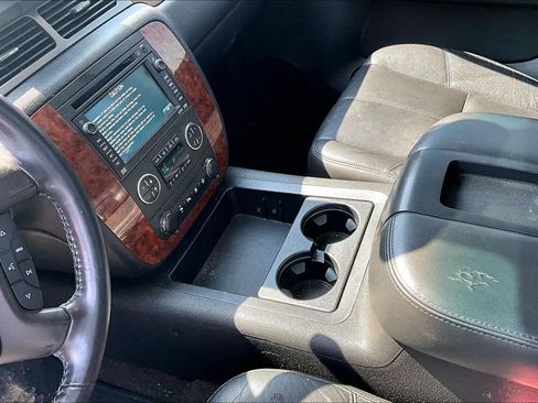 Used 2008 Chevrolet Avalanche LTZ w/ LTZ Preferred Equipment Group AWD/4WD image 15