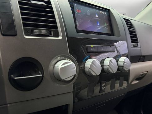 Used 2013 Toyota Tundra 2WD Double Cab w/ Tow Pkg image 21