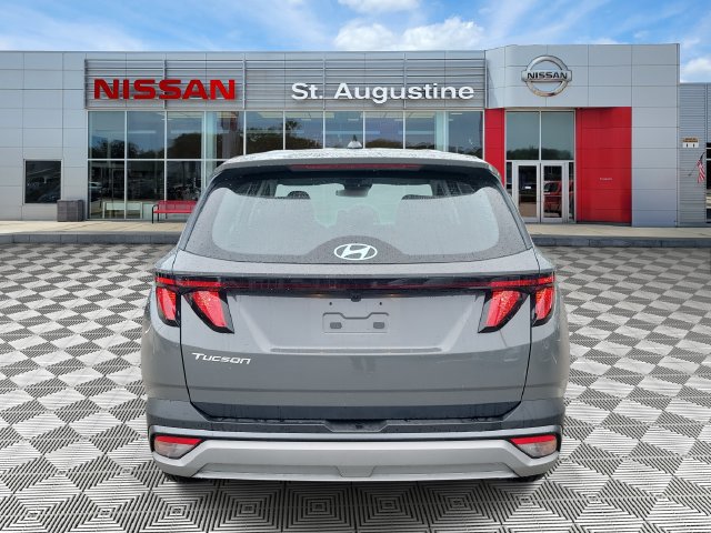 Used 2026 Hyundai Tucson SE FWD image 3
