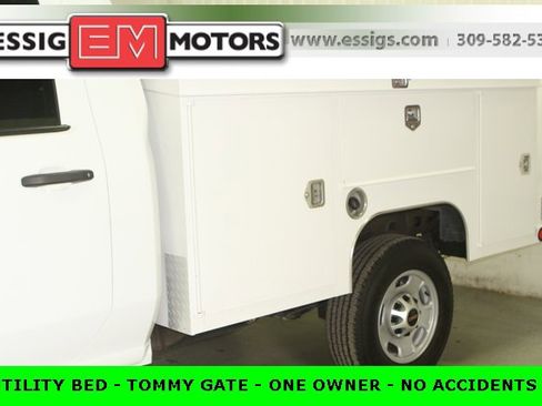 Used 2020 GMC Sierra 2500 2WD Regular Cab w/ Convenience Package image 8