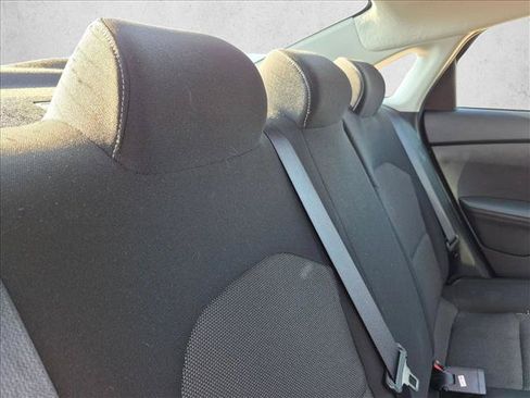 Used 2024 Kia Forte LXS w/ LXS Technology Package FWD image 15