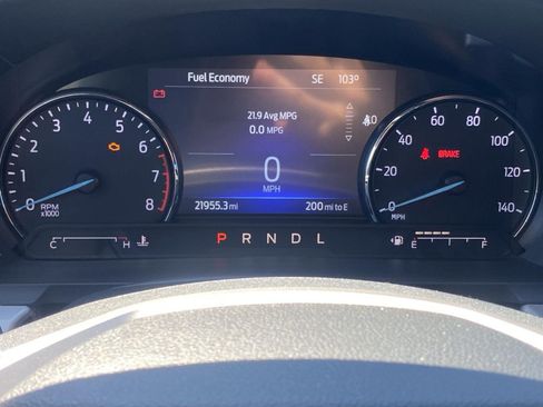 Used 2024 Ford Explorer XLT AWD/4WD image 11
