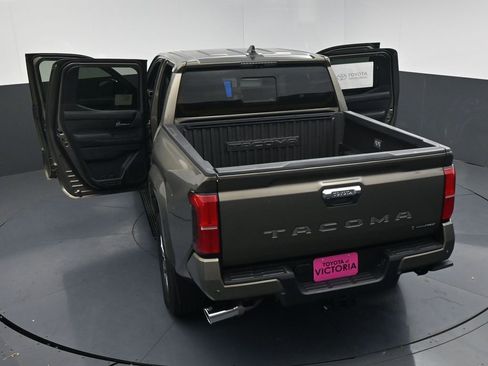 New 2026 Toyota Tacoma Limited AWD/4WD image 21