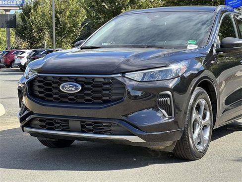 Certified 2024 Ford Escape ST-Line w/ Tech Pack #1 image 6