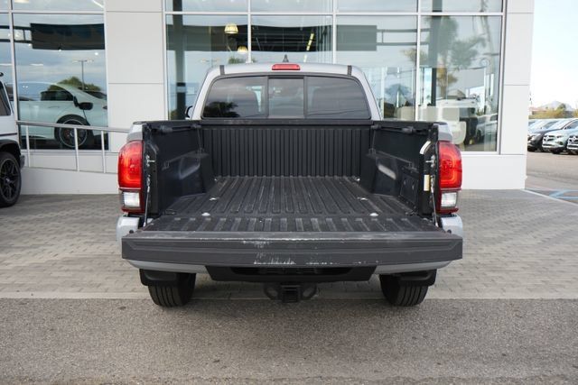 Used 2021 Toyota Tacoma SR5 RWD image 9