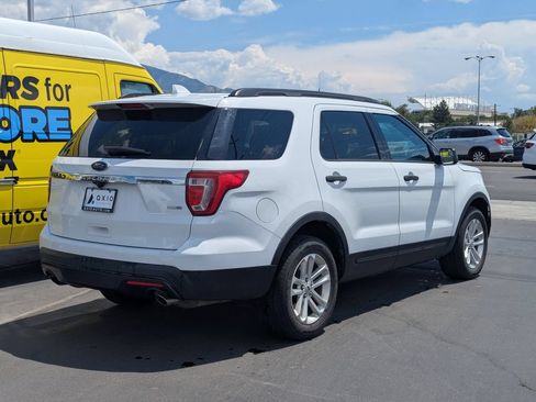 Used 2016 Ford Explorer 4WD image 4