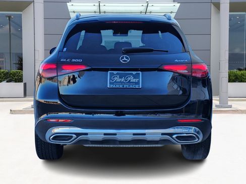 Used 2024 Mercedes-Benz GLC 300 4MATIC image 6