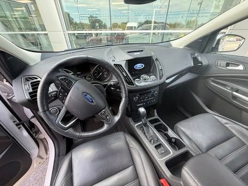 Used 2017 Ford Escape Titanium w/ Equipment Group 301A AWD/4WD image 14